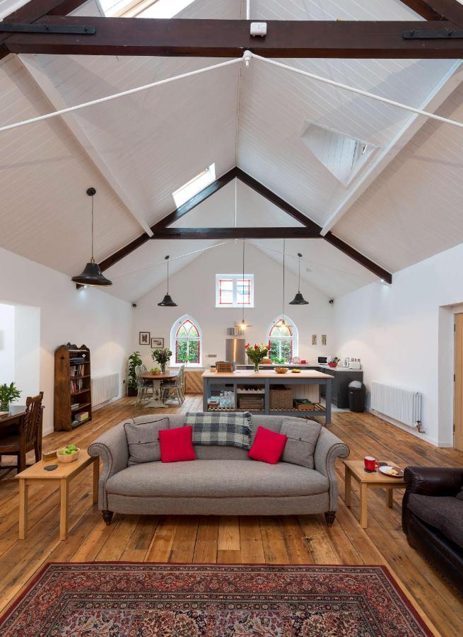 Holiday home Chester's Only Tin Chapel - Unique, Spacious 2 Bedrooms, Garden And Free Parking